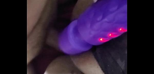  hondureña se viene rico con verga y vibrador